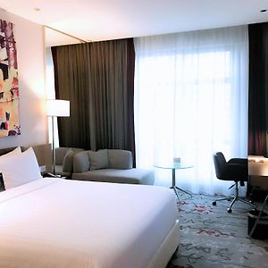 Classic Queen Room